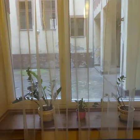 Dombovari Way Apartman Апартаменты *